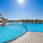 Family Resort Del Mar
