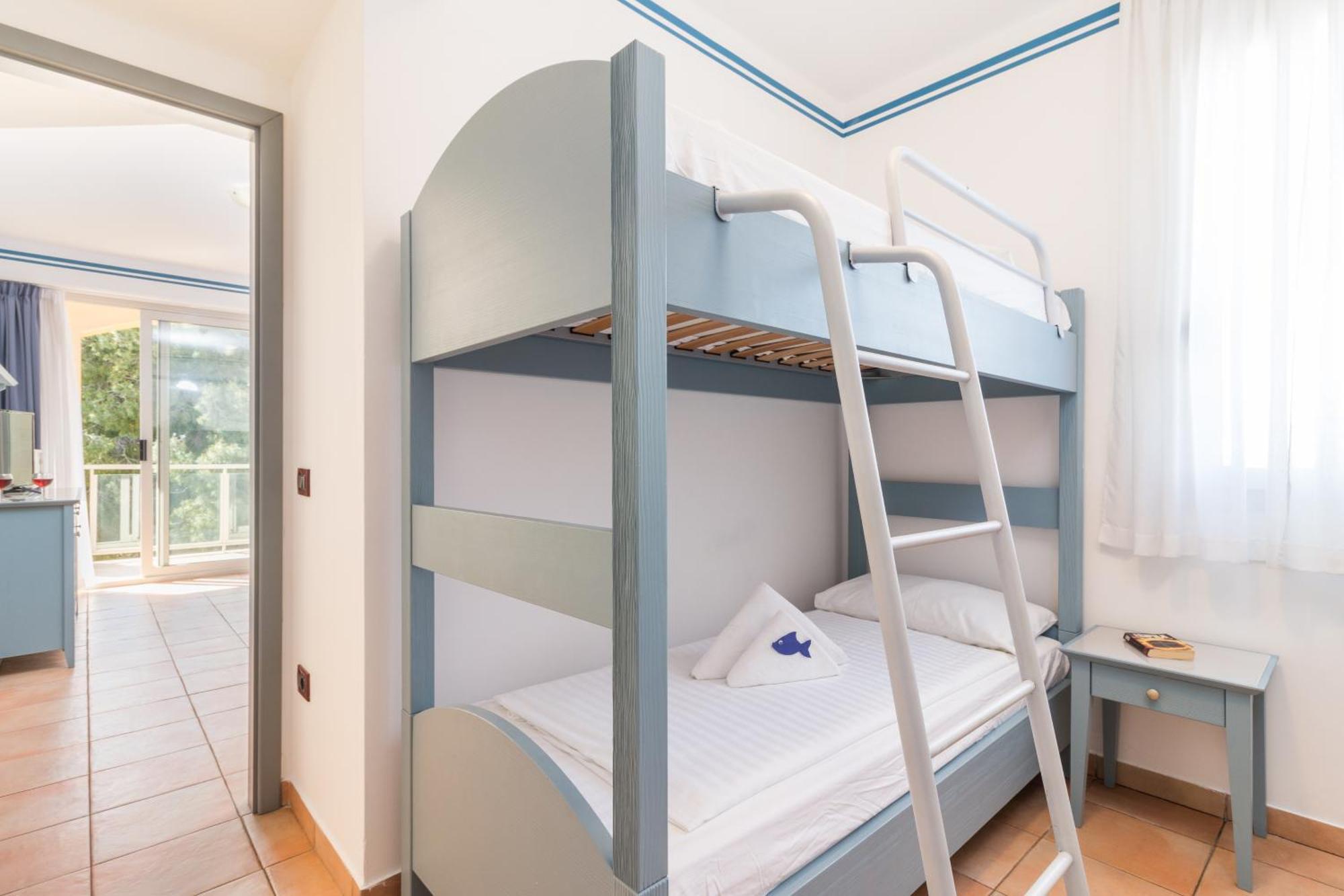 Family Del Mar Aparthotel 4*