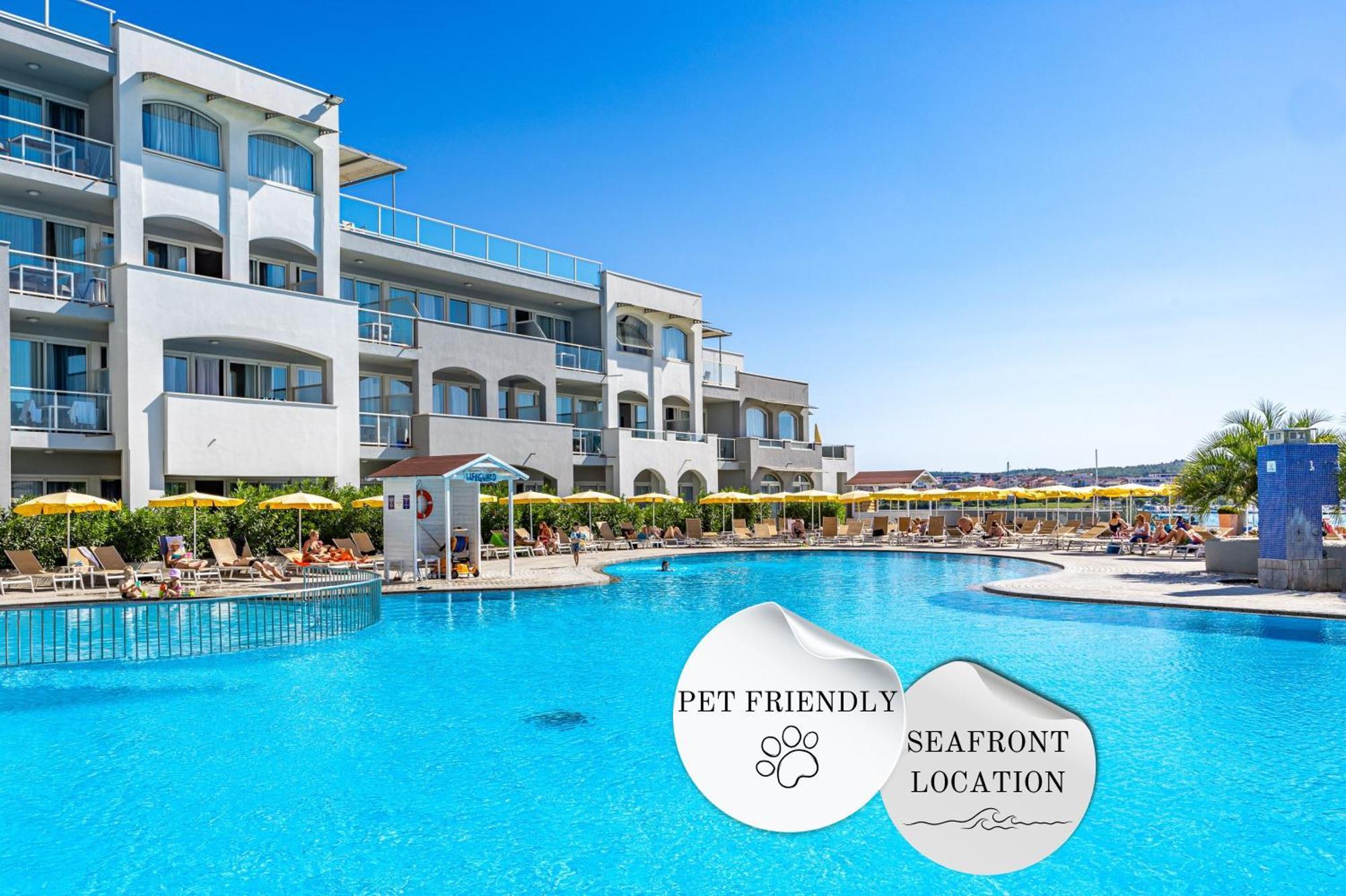 Aparthotel Family Del Mar 4*
